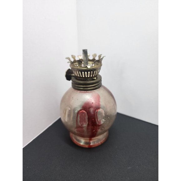 4 1/2” Vintage Kerosene Oil Lamp Antique, Chinese, Hong Kong Two Tone Red - Picture 5 of 8